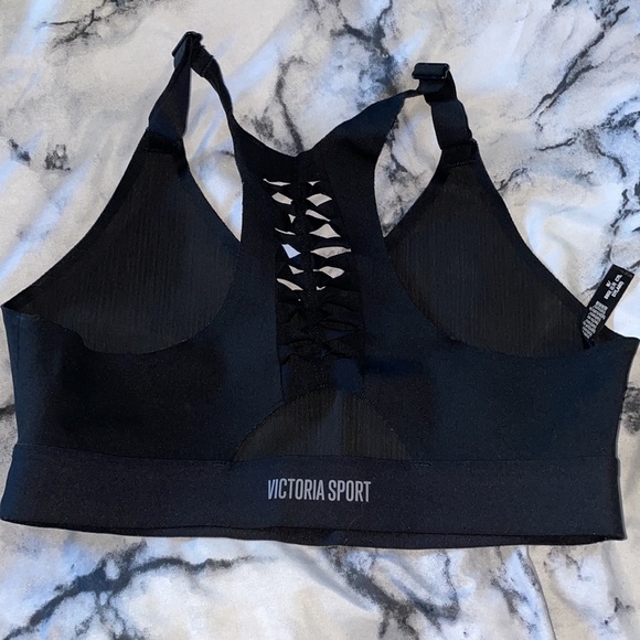 Victoria Sport Bra - Picture 2 of 3